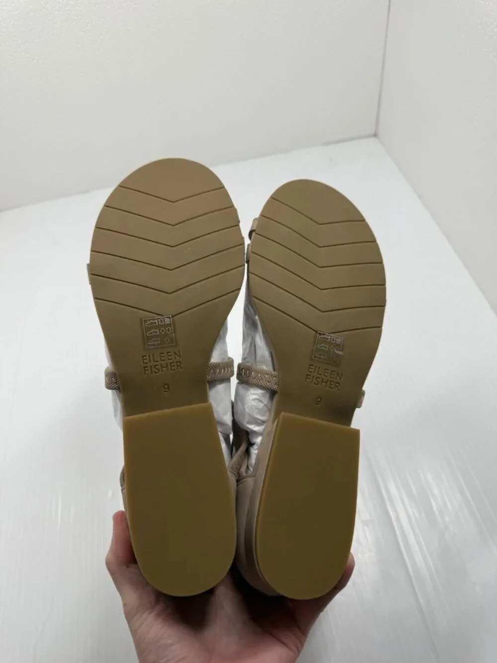 Eileen Fisher Emily Sandal Sz 9 Stone Tan Nubuck Gladiator Boho Minimalist NWT